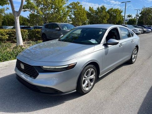 Used 2023 Honda Accord LX image 2