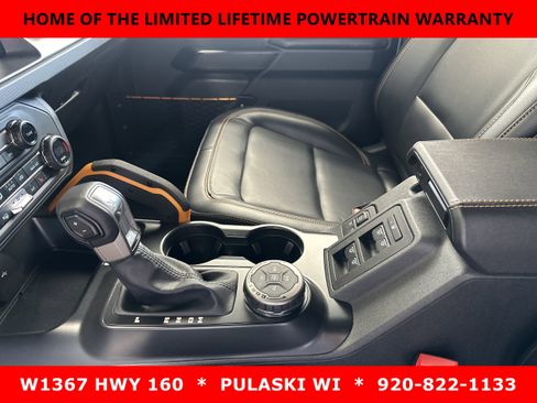 Used 2024 Ford Bronco Badlands AWD/4WD image 13