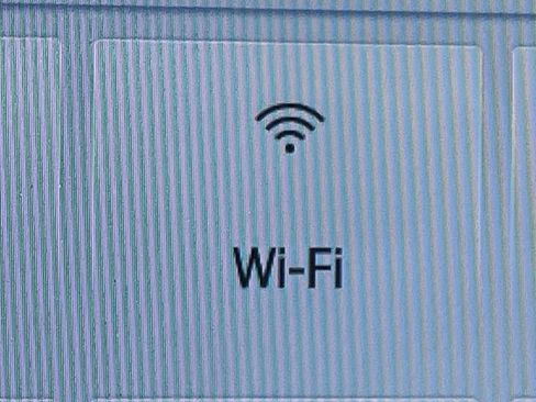 Certified 2022 Ford Explorer XLT w/ Equipment Group 202A image 31