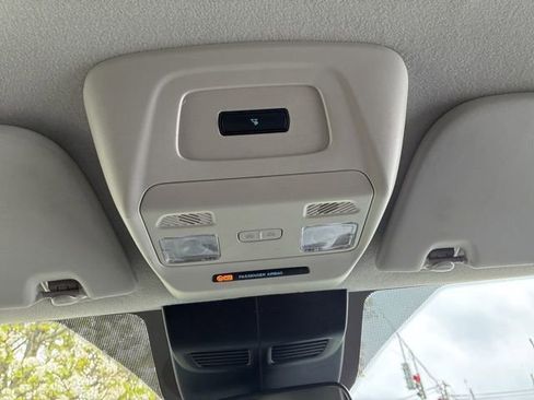 Certified 2025 Ford Transit 250 Low Roof w/ Exterior Upgrade Package RWD image 18