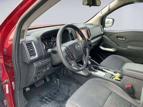 Used 2023 Nissan Frontier SV AWD/4WD image 9