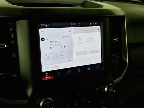 Used 2022 RAM 1500 Big Horn AWD/4WD image 14