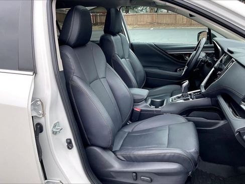 Used 2023 Subaru Outback Limited image 10