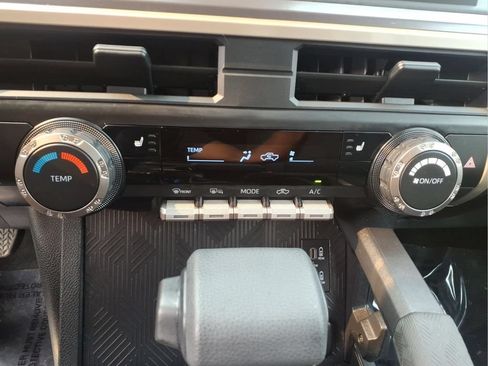 Used 2026 Toyota Tacoma SR5 AWD/4WD image 23