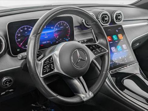 Used 2025 Mercedes-Benz C 300 Sedan image 23