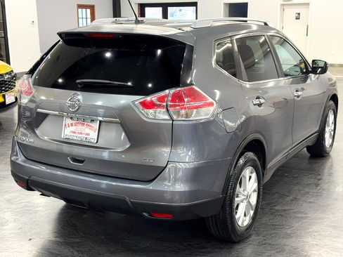Used 2016 Nissan Rogue SV image 13
