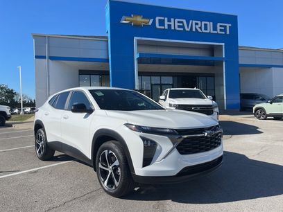Certified 2025 Chevrolet Trax RS