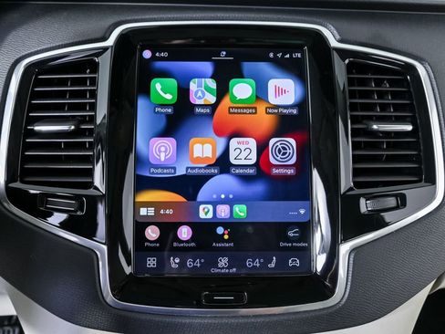Certified 2023 Volvo XC90 B6 Plus AWD/4WD image 18