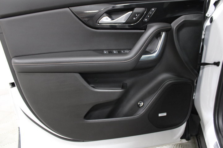 Used 2022 Chevrolet Blazer Premier w/ Enhanced Convenience Package AWD/4WD image 18
