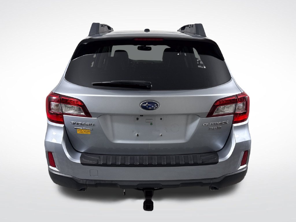 Used 2015 Subaru Outback 3.6R Limited AWD/4WD image 4