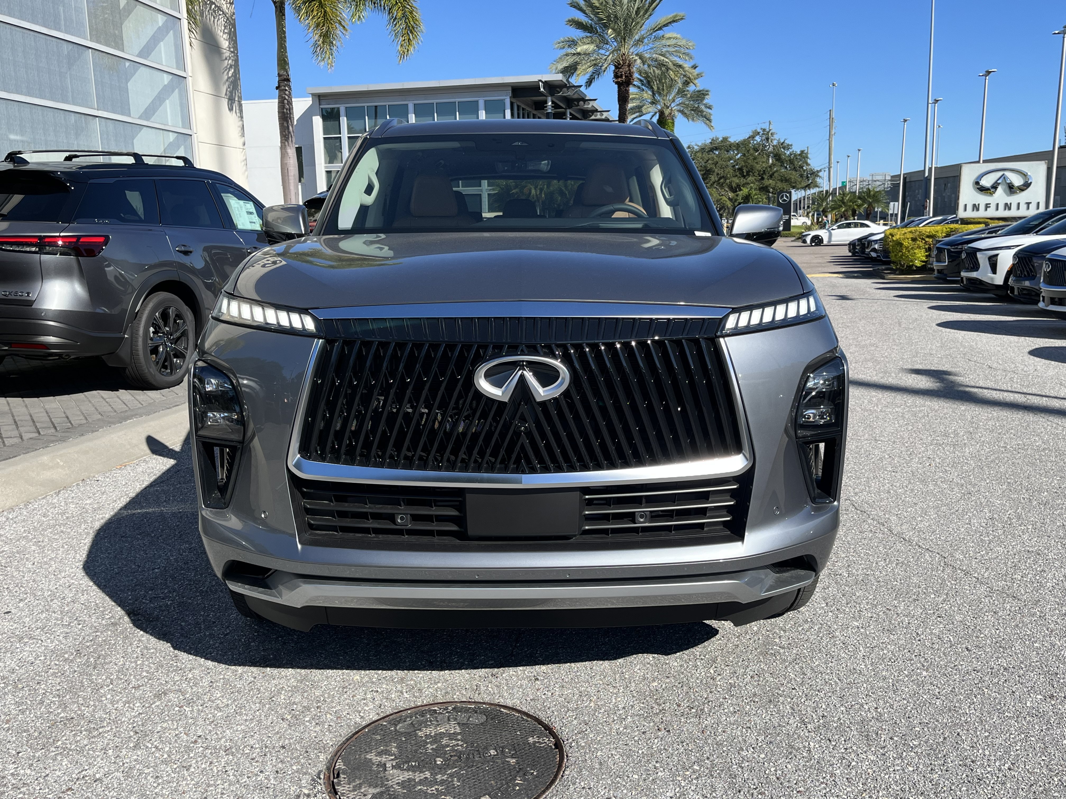 New 2027 INFINITI QX80 Luxe w/ Cargo Package RWD image 8