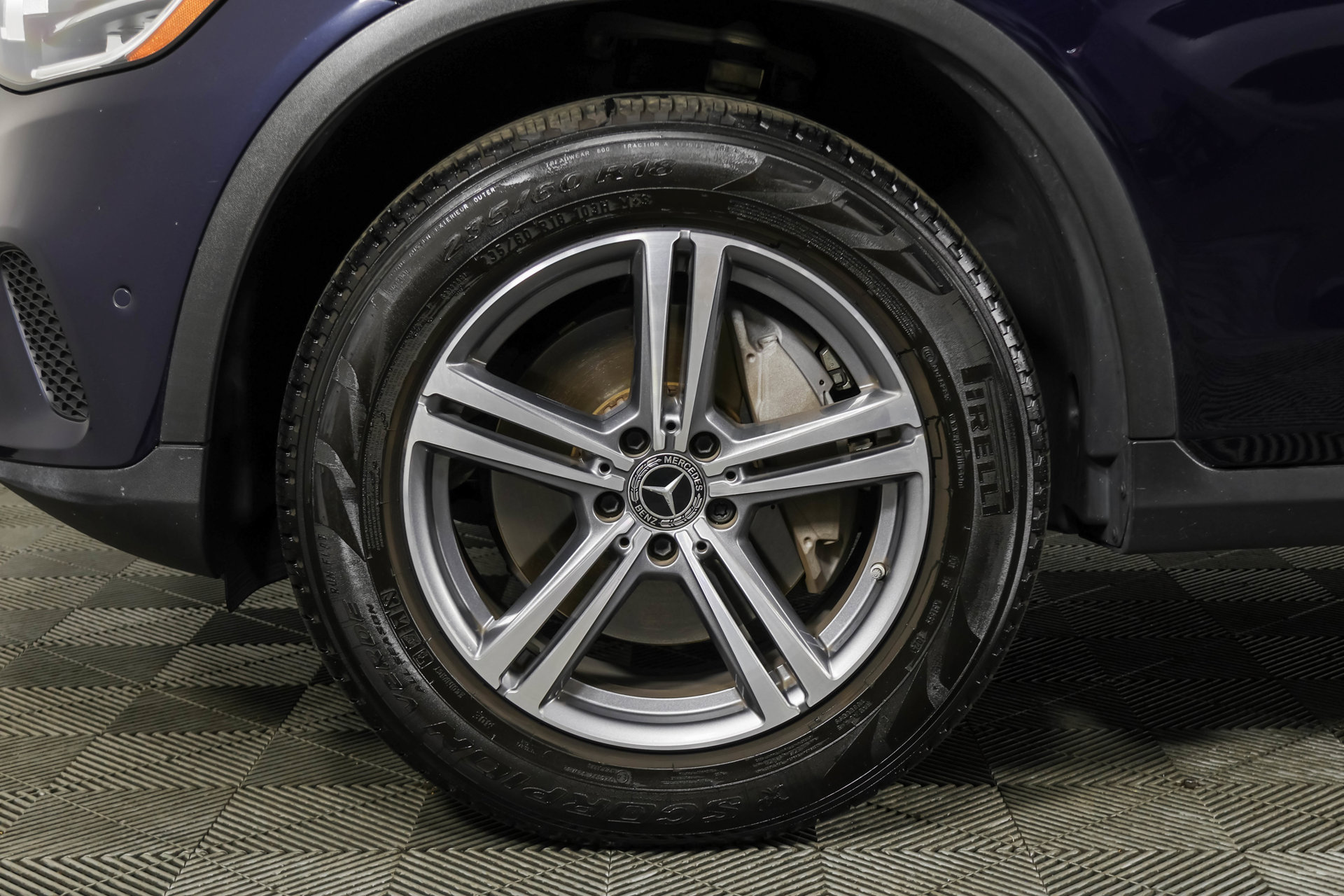 Used 2021 Mercedes-Benz GLC 300 4MATIC image 24