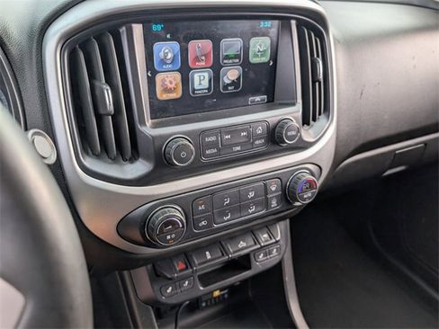 Used 2016 Chevrolet Colorado LT w/ Luxury Package, Chrome image 19