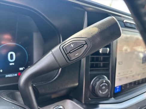 Used 2023 Ford F250 Platinum AWD/4WD image 34