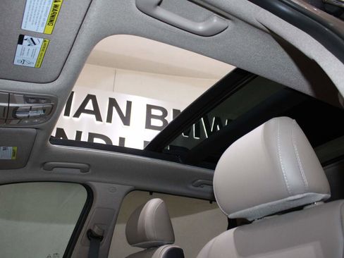 Used 2020 Hyundai Santa Fe Limited FWD image 15