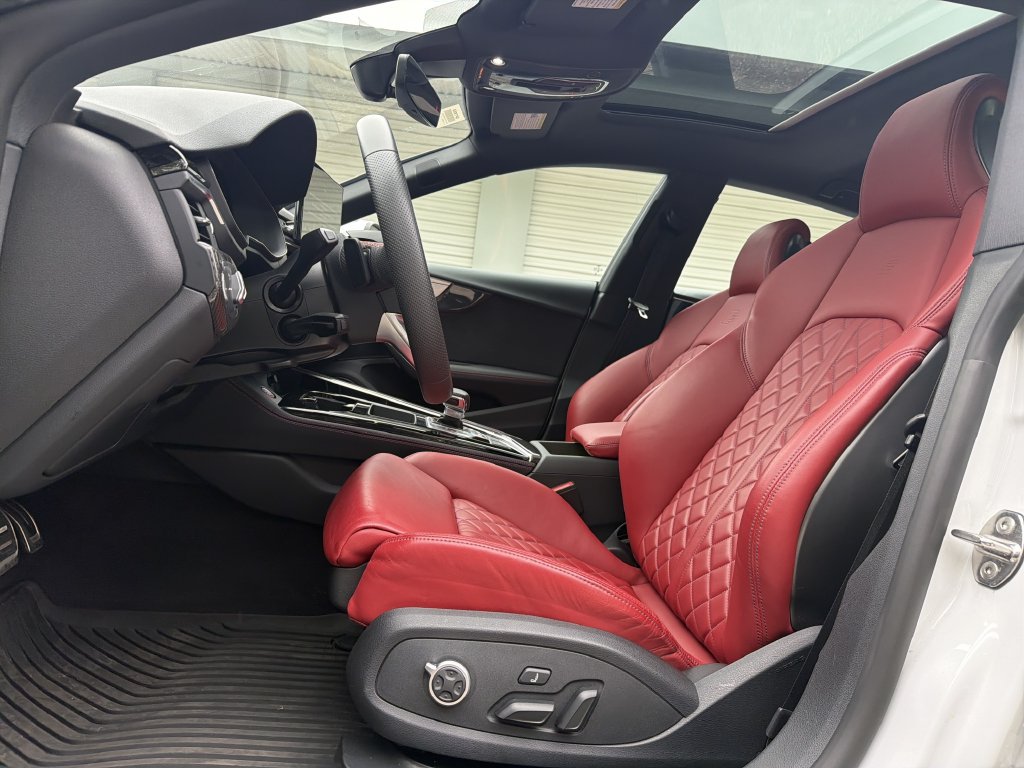 Used 2024 Audi S5 Premium Plus w/ Premium Plus Package AWD/4WD image 16