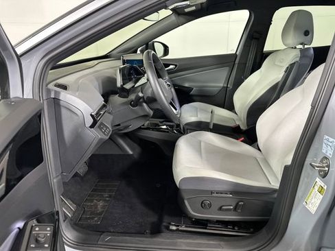 Used 2022 Volkswagen ID.4 Pro S w/ Gradient Package image 11