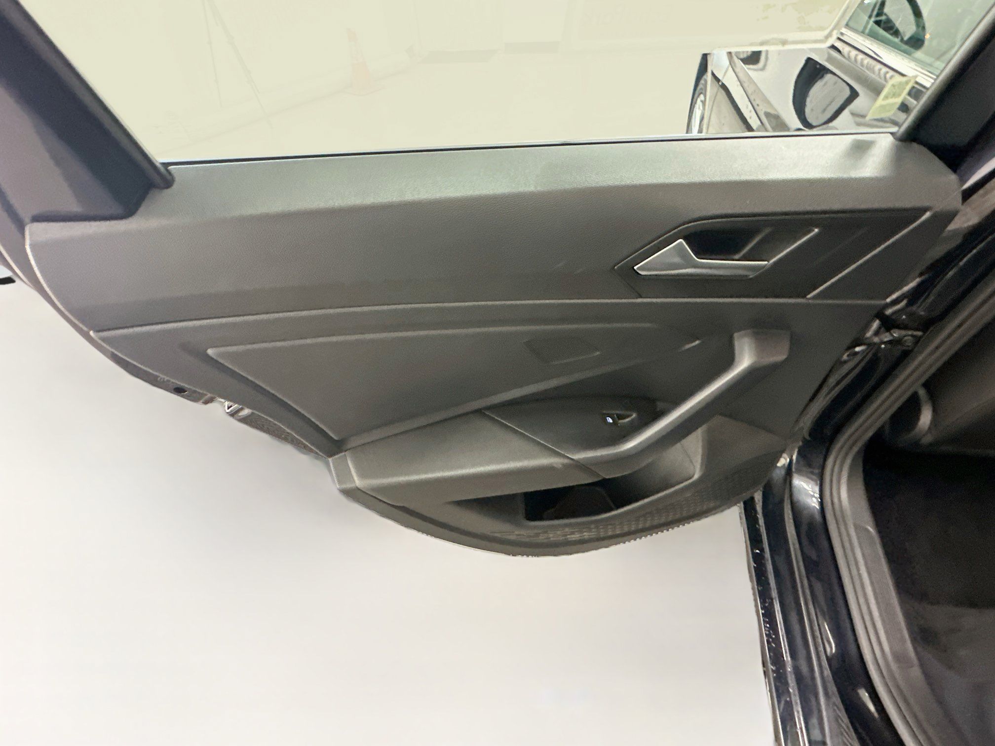 Used 2024 Volkswagen Jetta SE FWD image 27