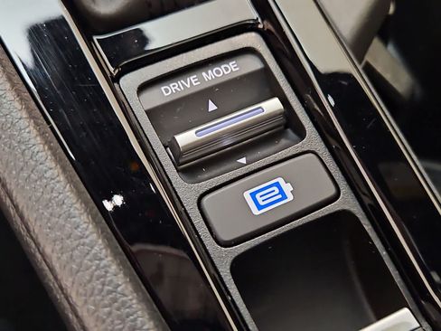 Certified 2023 Honda Accord Sport image 30