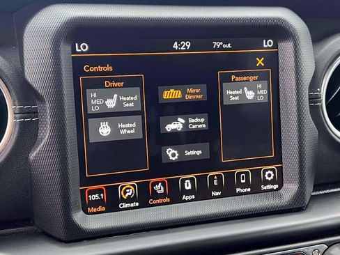 Used 2022 Jeep Wrangler Unlimited Sahara w/ Cold Weather Group image 28