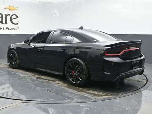 Used 2017 Dodge Charger R/T image 32