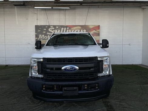 Used 2018 Ford F250 XL w/ Power Equipment Group image 8