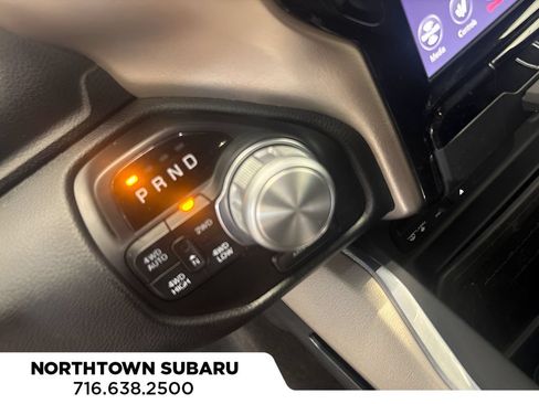 Used 2019 RAM 1500 Laramie AWD/4WD image 18