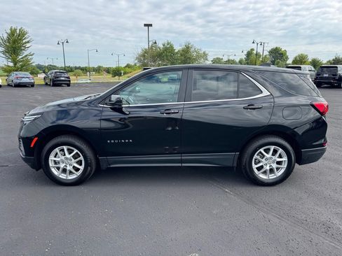 Used 2024 Chevrolet Equinox LT w/ LPO, Floor Liner Package AWD/4WD image 2