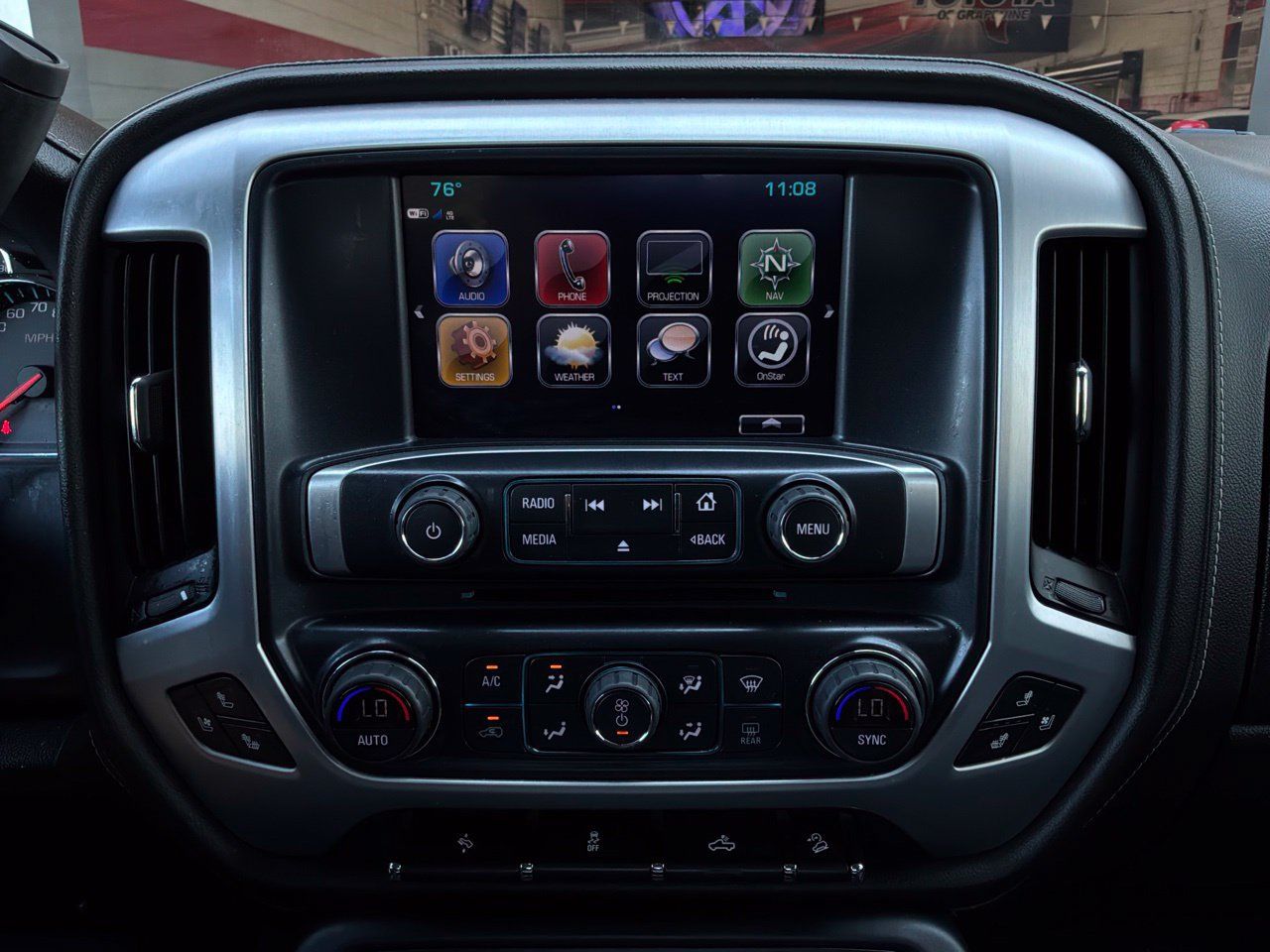 Used 2018 GMC Sierra 1500 SLT w/ Texas SLT Premium Package AWD/4WD image 36