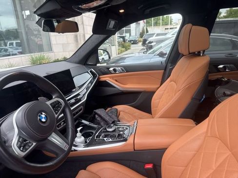 Used 2023 BMW X7 xDrive40i w/ Executive Package AWD/4WD image 3