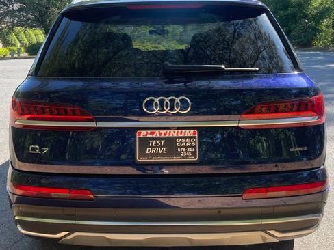 Used 2022 Audi Q7 3.0T Premium Plus w/ Premium Plus Package AWD/4WD image 7