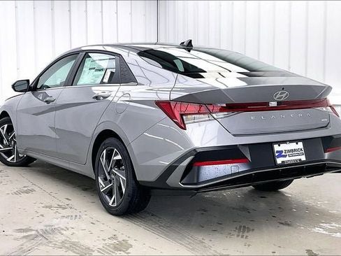 New 2026 Hyundai Elantra Limited image 5