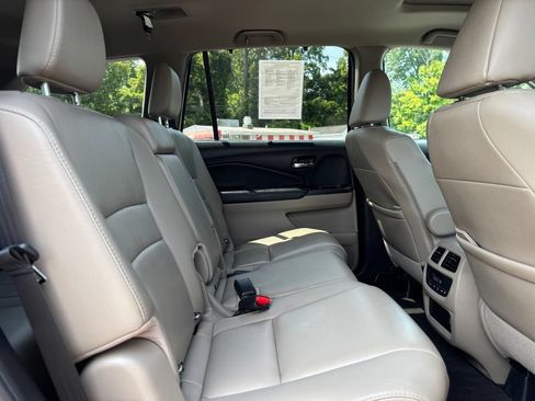 Used 2020 Honda Pilot EX-L image 24