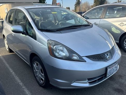 Used 2012 Honda Fit Base image 2