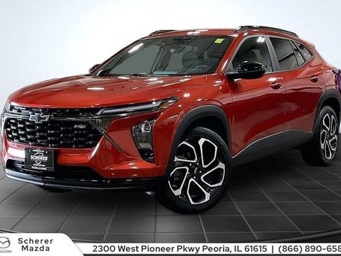 Used 2024 Chevrolet Trax RS FWD image 1