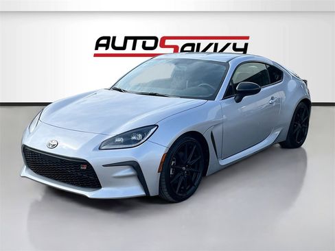 Used 2023 Toyota GR86 Premium image 3