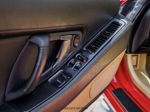 Used 2004 Acura NSX T RWD image 36