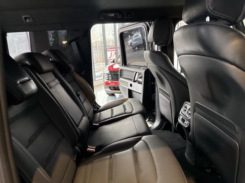 Used 2024 Mercedes-Benz G 63 AMG 4MATIC w/ Seat Comfort Package image 34