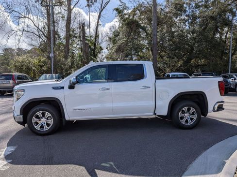 Used 2025 GMC Sierra 1500 SLT image 6