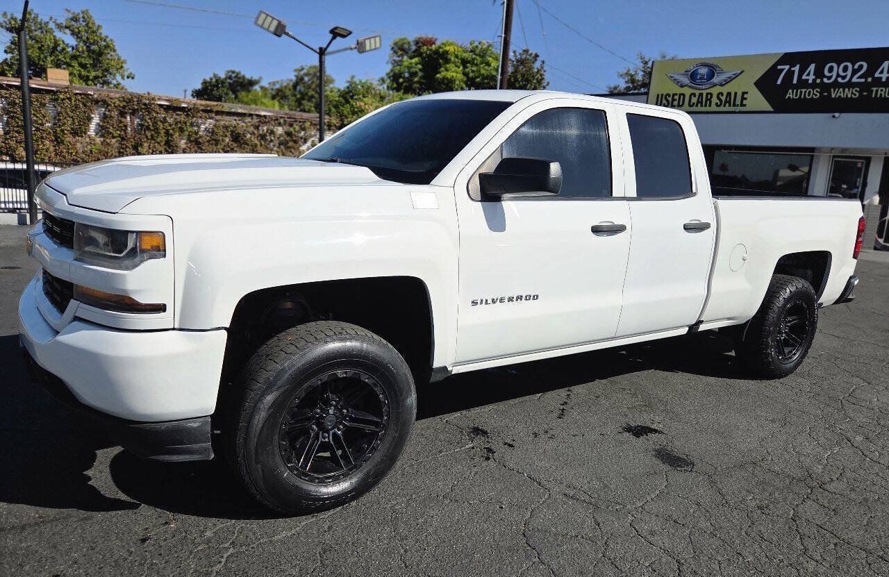 Used 2018 Chevrolet Silverado 1500 Custom RWD image 16