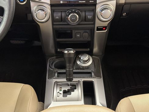 Used 2021 Toyota 4Runner SR5 Premium w/ Moonroof Package AWD/4WD image 18