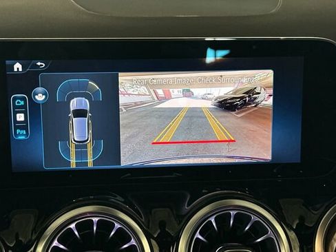 Certified 2025 Mercedes-Benz GLA 250 GLA 250 image 24