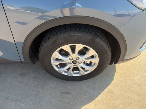 Used 2024 Ford Escape Active image 29