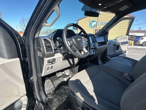 Used 2018 Ford F150 XLT w/ Equipment Group 302A Luxury image 43