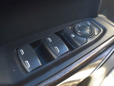 Certified 2021 Chevrolet Silverado 1500 LT Trail Boss w/ Convenience Package II image 24