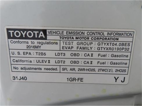 Used 2016 Toyota 4Runner SR5 Premium image 33