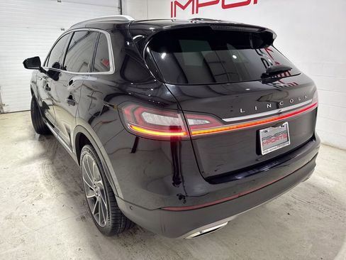 Used 2022 Lincoln Nautilus Reserve w/ Equipment Group 201A image 5