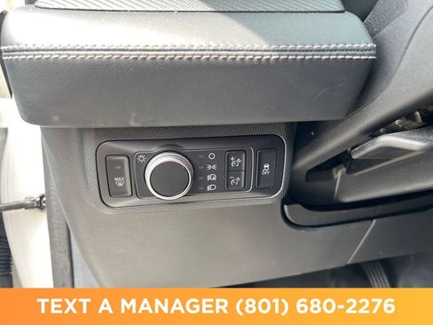 Used 2021 Ford Mustang Mach-E Premium AWD/4WD image 30