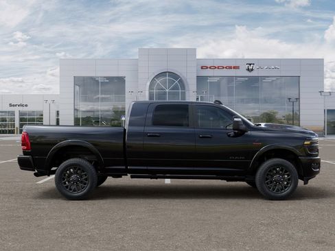 New 2026 RAM 2500 Limited AWD/4WD image 22