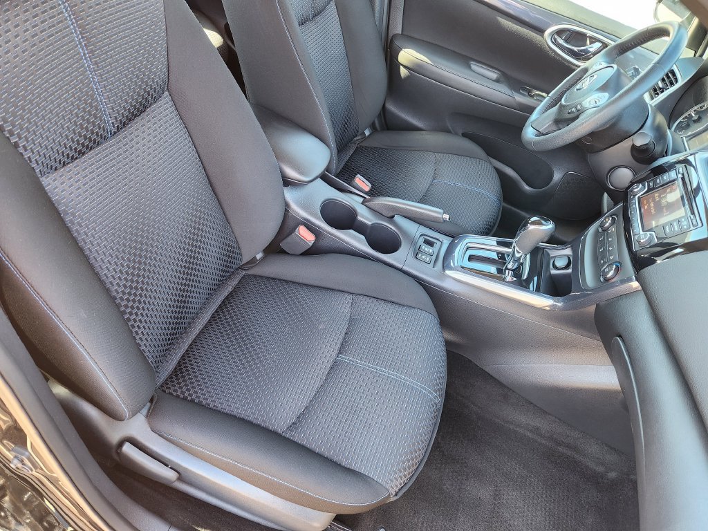 Certified 2017 Nissan Sentra SR FWD image 11